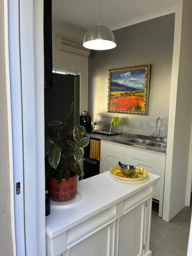 Somerset West Garden Apartments 1 Esterno foto